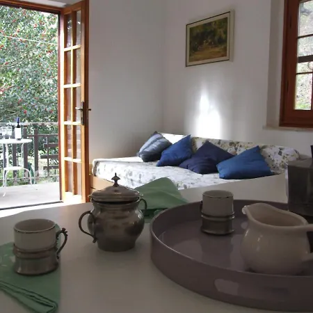 Apartman Apartment- Rosa 4+2 Sassetta